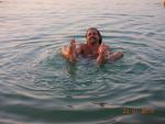 "Гимнастические" упражнения в воде Мёртвого моря