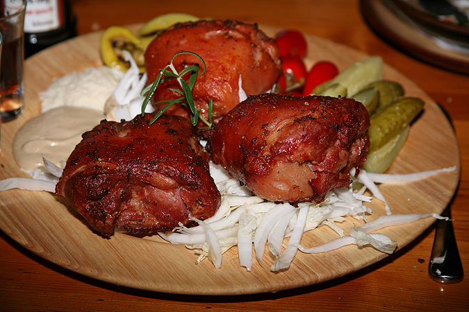 Кулинарные традиции Чехии-Словакии или праздник желудка и вздох печени в Татрах, зимней Праге и Кркноше.
